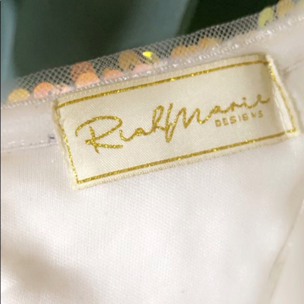 Gorgeous Dress Size Small Worn Once - Picture 4 of 4